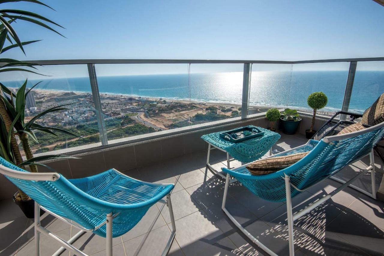 35Th Floor 4 Rooms On The Sea Bat Yam Dış mekan fotoğraf