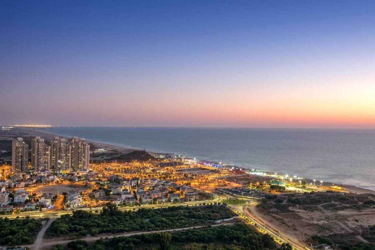 35Th Floor 4 Rooms On The Sea Bat Yam Dış mekan fotoğraf